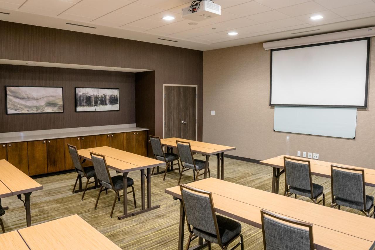 Courtyard By Marriott Fargo Hotel Eksteriør billede