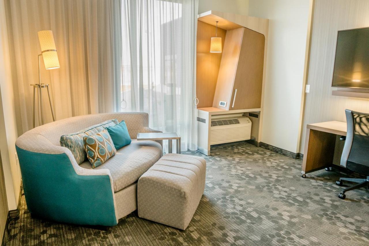 Courtyard By Marriott Fargo Hotel Eksteriør billede