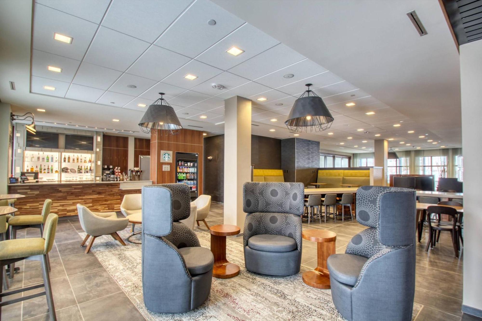 Courtyard By Marriott Fargo Hotel Eksteriør billede